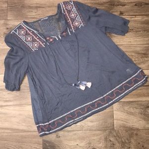 Knox Rose light blue embroidered top